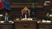Senato, comunicate le dimissioni di Sgarbi: applauso in Aula