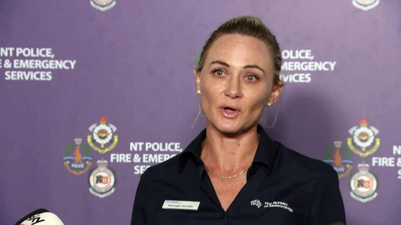 Category 1 cyclone expected to cross coast near Northern Territory-Queensland