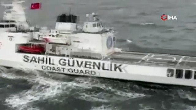 Batan gemi için denizden ve havadan seferberlik böyle görüntülendi