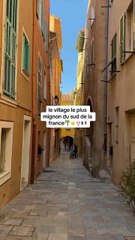 Explorez Villefranche-sur-Mer, la ville la plus adorable du Sud de la France, où chaque coin recèle un charme authentique et une beauté incomparable.✨  @Mia in France