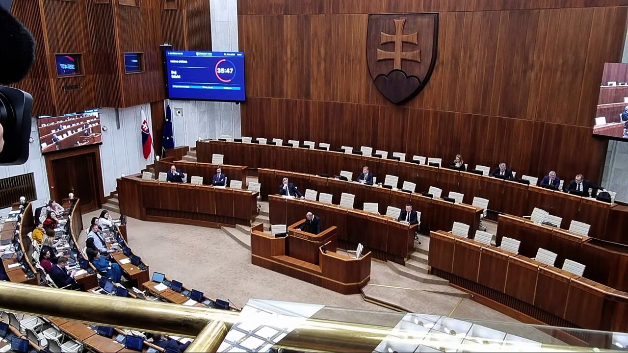 ZÁZNAM: Hodina otázok v NR SR 15.2.2024