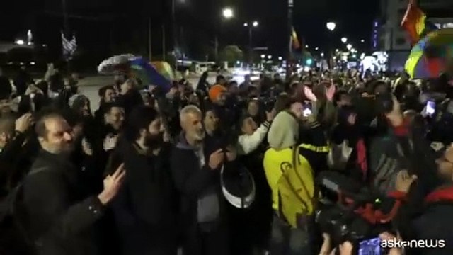 Festa ad Atene, in Grecia s? alle nozze tra persone dello stesso sesso
