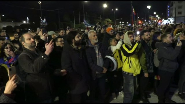 Festa ad Atene, in Grecia sì alle nozze tra persone dello stesso sesso