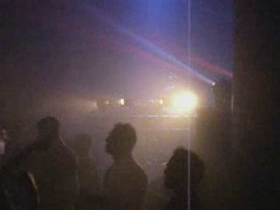 modajo live @ blackhole labelnight
