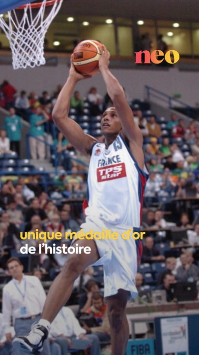 La légende du basket français, Boris Diaw, s’est lancé un dernier challenge en tant que joueur, dans sa région natale.⛹‍♂️