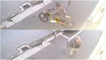 Milano, il furto della moto elettrica al motolavaggio Motosplash di via Gardone ripreso dalle telecamere di sorveglianza