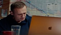 Alexei Navalny tricks Russian spy into revealing which item of clothing poisoned him in resurfaced clip