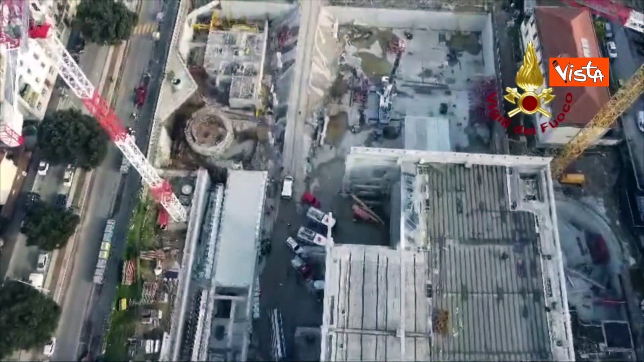 Crollo in cantiere a Firenze, le immagini dall'altro con il drone dei Vigili del fuoco
