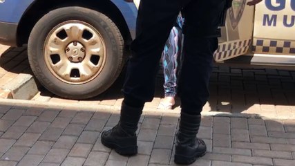 Cancela a miojada! Idosa é detida após furto em supermercado no Parque Verde