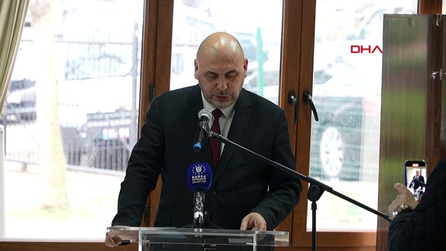 Belediye başkanı kürsüde depremi konuşurken, deprem oldu