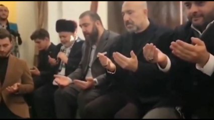 Atatürk'e hakaret ve beddua