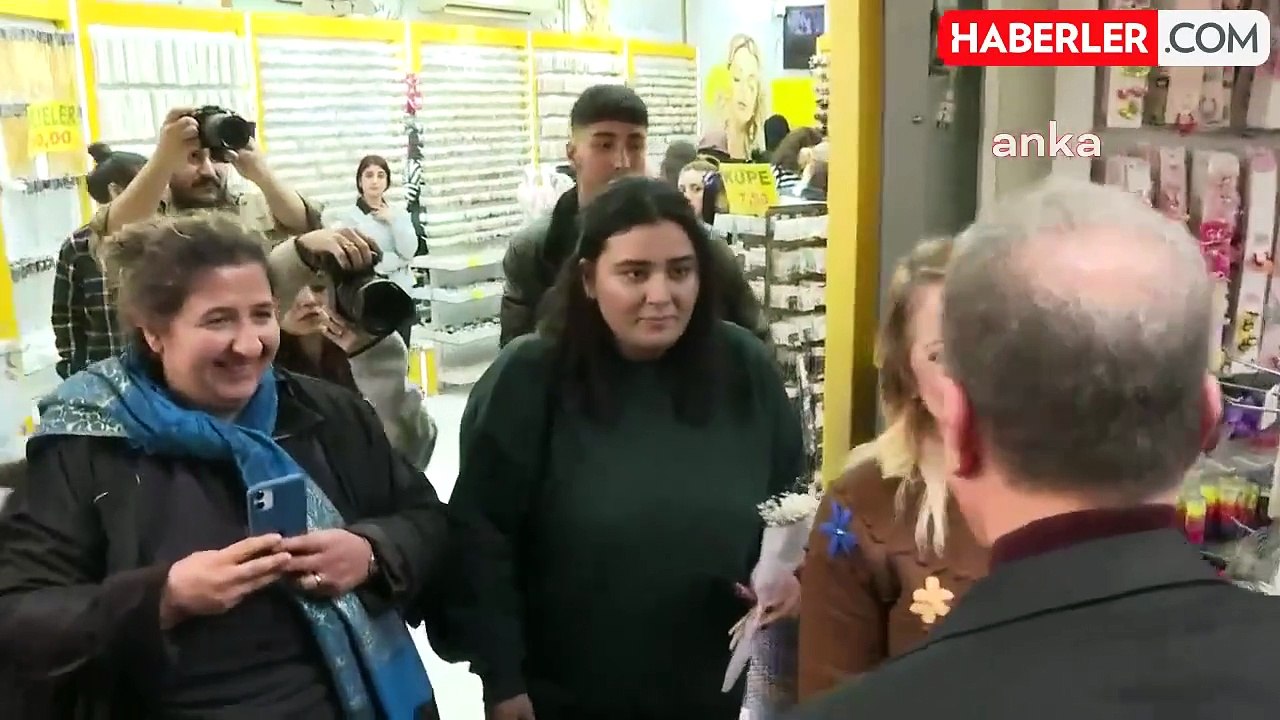 Mersin Büyükşehir Belediye Başkanı Vahap Seçer, Tarsus'ta ziyaretlerine devam etti