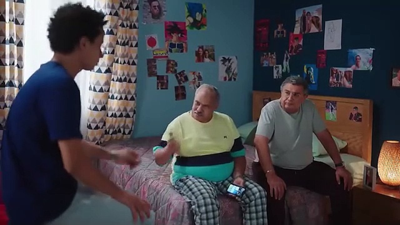 حد يتكثف من حماه