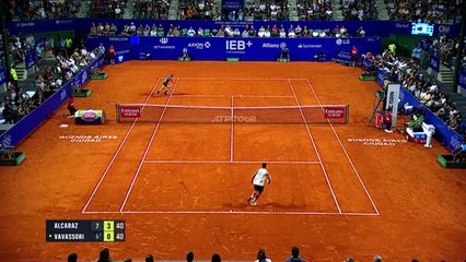 Buenos Aires - Alcaraz écarte Vavassori et rejoint le dernier carré