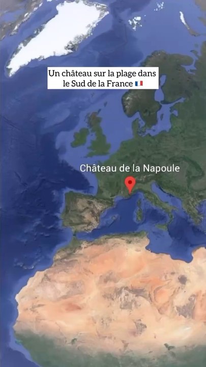 Découvrez le paradis entre château, plages, sentiers côtiers et montagnes enneigées à Château de La Napoule. ⛰️ Gratuit et époustouflant ! ✨  @Julian Petrillo
