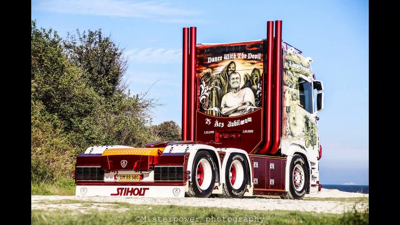 J. Jensen Transport (DK) SCANIA R660 NextGeneration V8 Open Pipe sounds ...