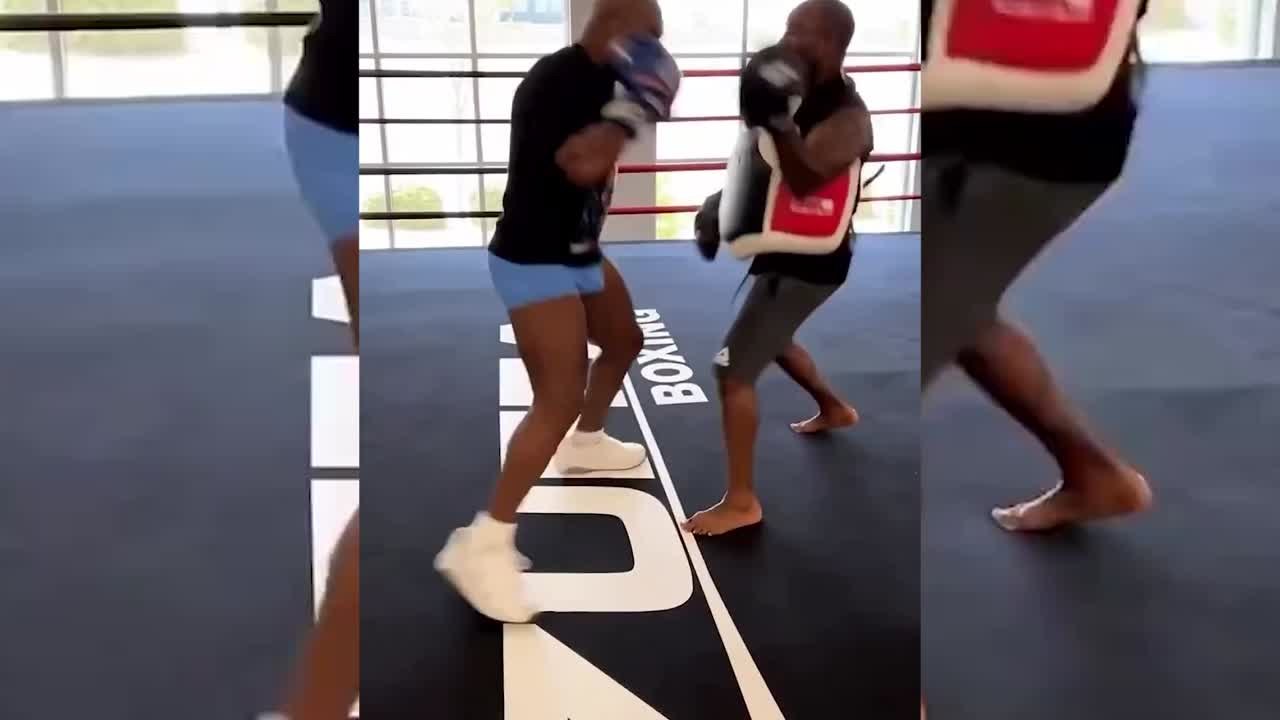 Mike Tyson sorprende en redes peleando así con 57 años