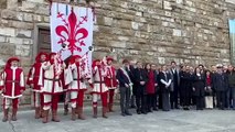 Crollo Firenze, minuto di silenzio per le vittime davanti a Palazzo Vecchio