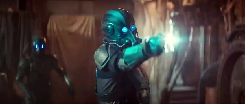 Bande-annonce du Visiteur du Futur avec Enya Baroux. Fleur Bleure, la comédie à voir absolument