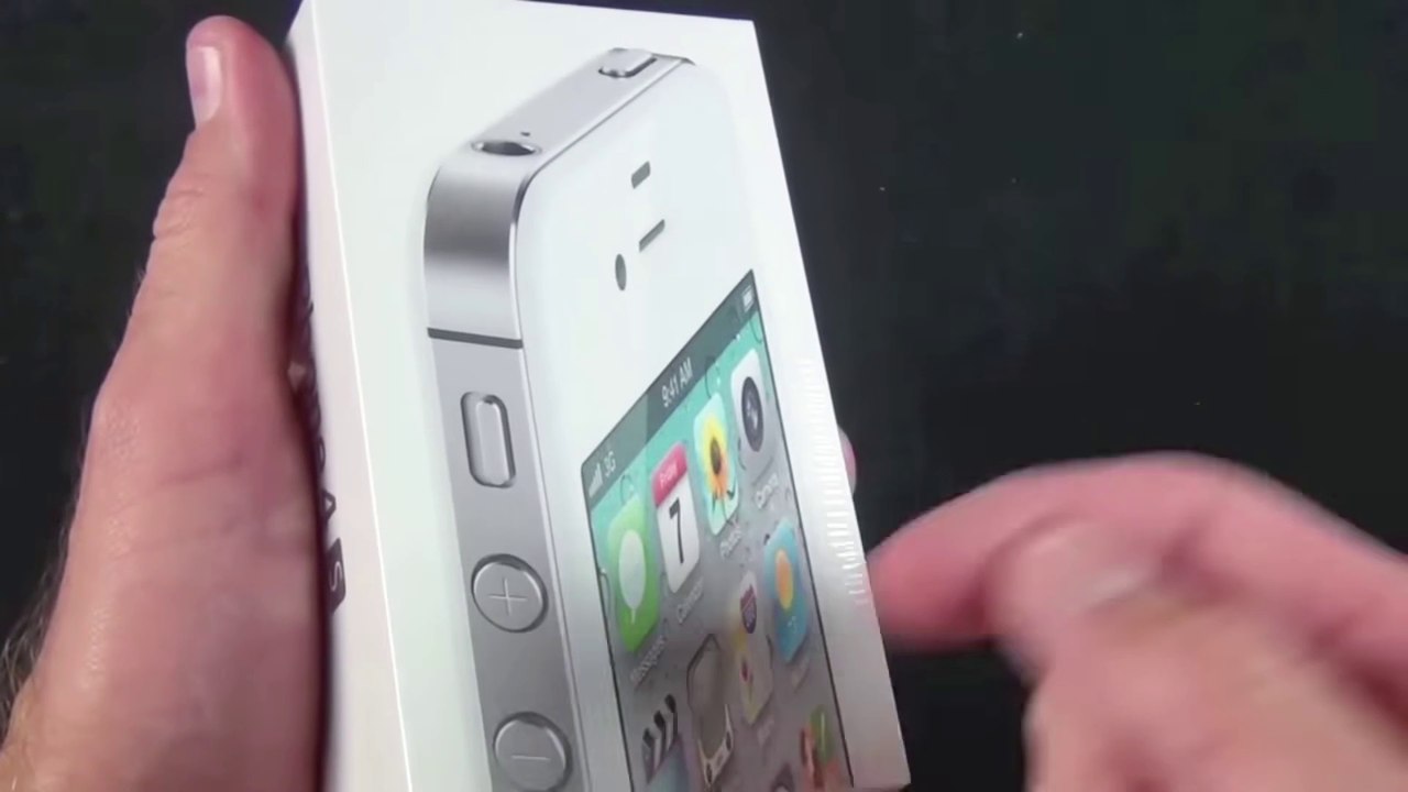 Apple iPhone 4S Unboxing (White & Black)