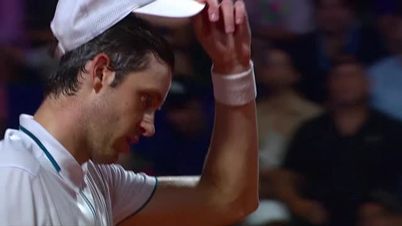 Buenos Aires - Jarry surprend Alcaraz et rallie la finale