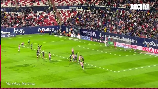 Así cobró el penal Unai Bilbao, para dejar al Atlético de San Luis solo con un punto, tras el empate a 3 goles con Xolos