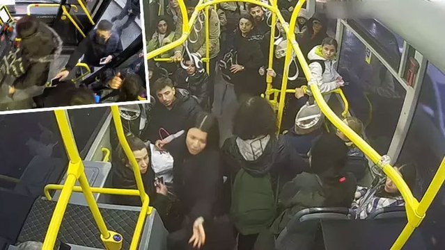 Otobüse binen kadının cebinden telefonu alan hırsız beğenmeyip geri verdi