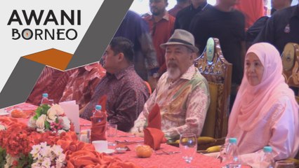 Tun Juhar hiburkan pengunjung rumah terbuka Tahun Baharu Cina