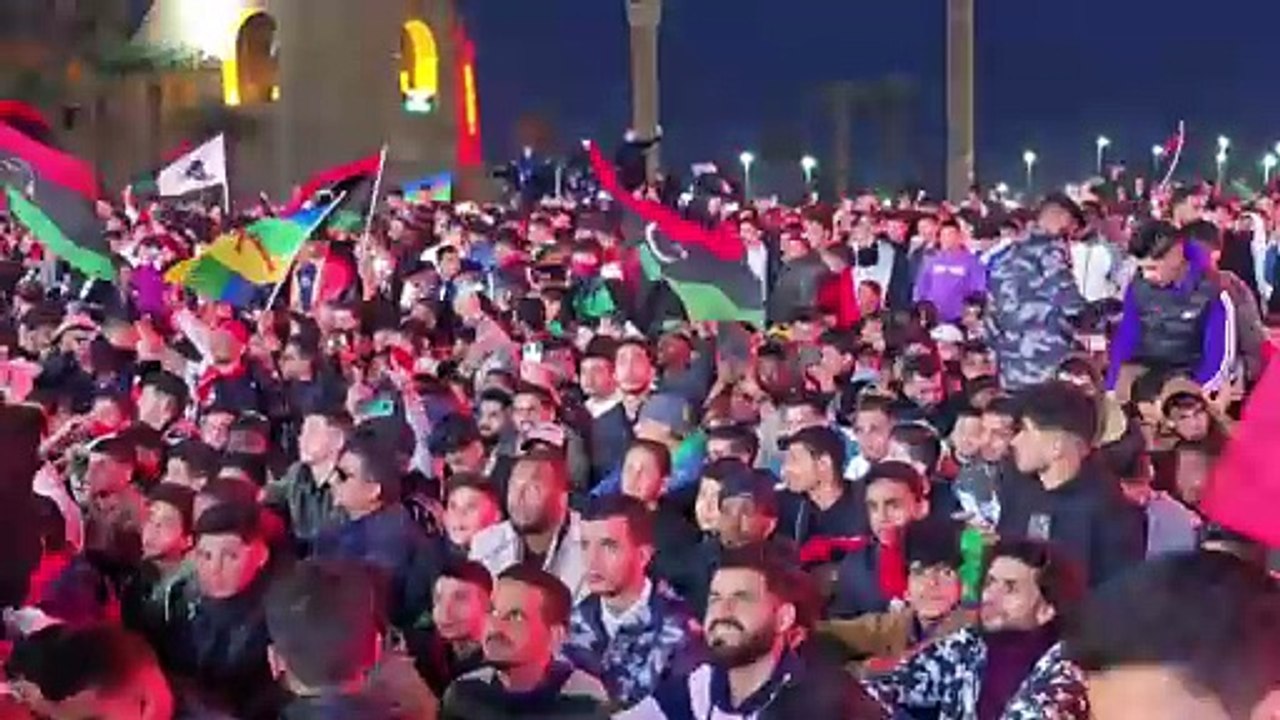 الليبيون يحيون الذكرى الثالثة عشرة للثورة