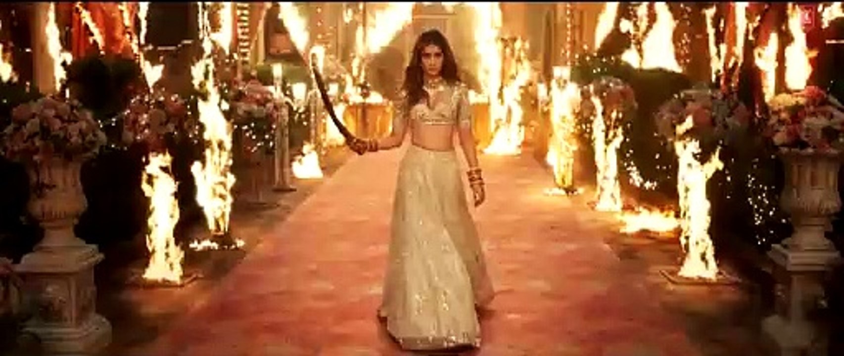 Gallan (Song)- Shahid Kapoor, Kriti S _ Talwiinder,MC SQUARE,NDS _ Teri Baat_HIGH