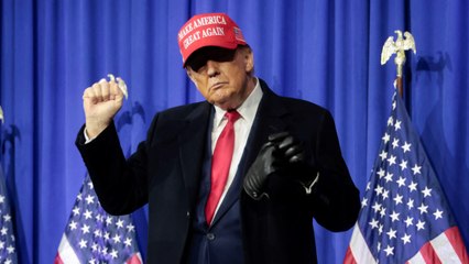 Trump lanza una marca de zapatillas para financiarse las multas