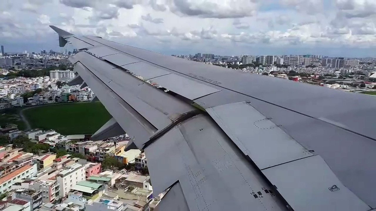 A321 Landing (1)