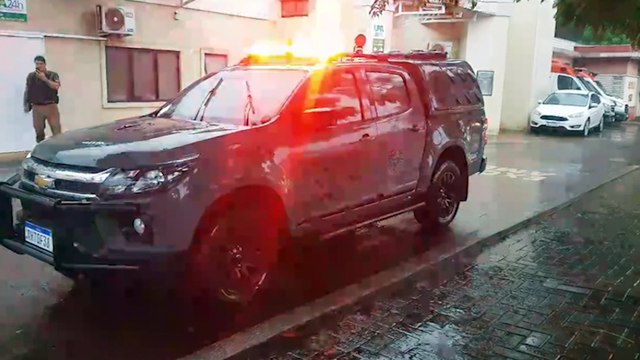 Foragido da Justiça tenta fugir de abordagem da Rotam e é contido por policiais