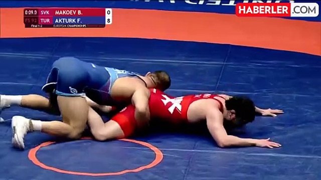 Avrupa Türk gecesi! Milli güreşçilerimizden madalda yağdı