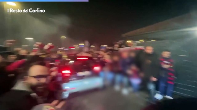 Tifosi del Bologna a Casteldebole
