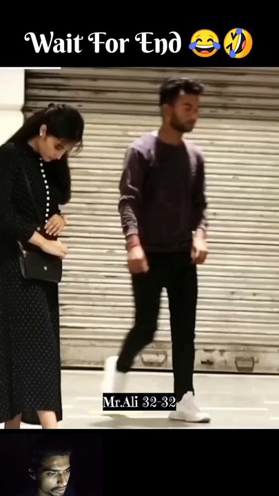 Accidentally Hugging Prank / Cute Girls  / Romantic  Prank #Short #Prank #Romantic #viral #Short