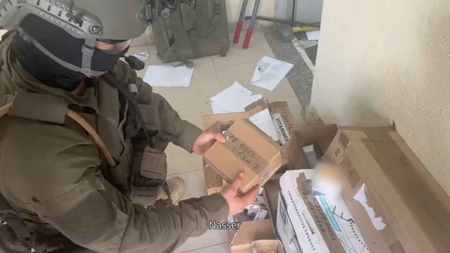 Soldados de las FDI acceden al hospital Nasser y encuentran medicamentos enviados por Israel para ser entregados a los rehenes de Hamás.
