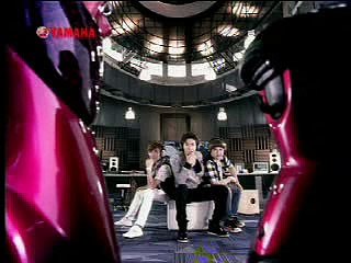 Yamaha Fino Lift The Eyebrow 15sec