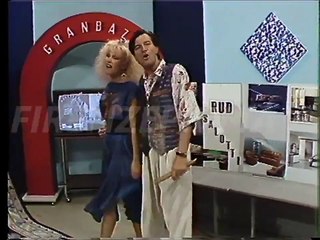 Gran Bazar di Raffaele Pisu.  Prati verdi e mare blu - 1985.