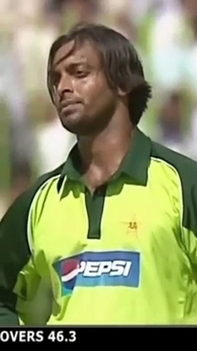 Indian bowler smashing pakistani bowler - Balaji Smashing Pakistani fAST Bowlers | Shoaib Akhtar