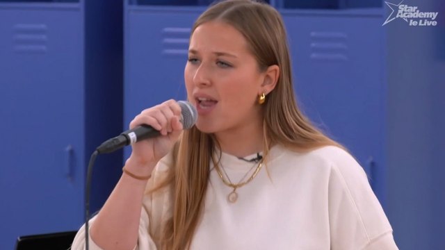 VOICI - Star Academy : Héléna dévoile la pochette de son single, ces détails qui font bondir de joie les internautes
