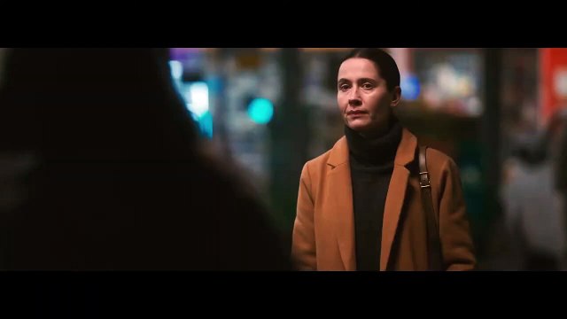 La série ukrainienne In her car , tournée dans le pays en guerre, sera mise en ligne simultanément mercredi sur les plateformes de plusieurs médias publics européens, deux ans après l'invasion russe du pays, annonce France Télévisions - VIDEO