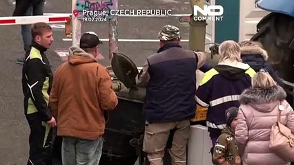 Agricultores checos levam tratores ao centro de Praga