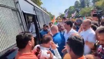 Video: खींच मेरी फोटो... कांग्रेस विधायकों ने फोटो के लिए दिया एक दूसरे को धक्का, वीडियो वायरल