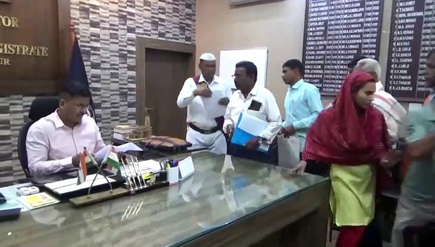कलेक्टर ने जनदर्शन में सुनी दूर-दराज से आए लोगों की समस्याएं