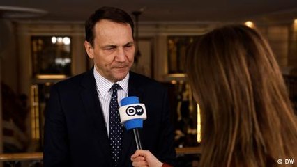 Polish Foreign Minister Warns of Putin's Ruthless Rule After Navalny's Death ⚠️