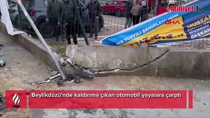 Kaldırıma çıkan otomobil yayalara çarptı: 1'i ağır 3 yaralı