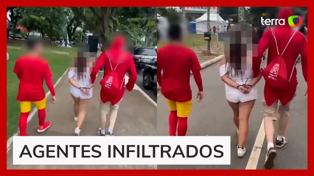 Policiais fantasiados de 'Chapolin Colorado' prendem suspeitos de furtar celulares no carnaval de SP
