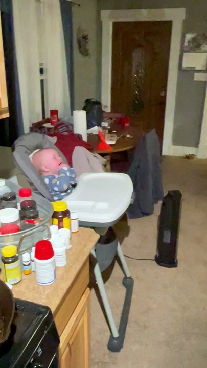 Mom Makes Baby Crack Up