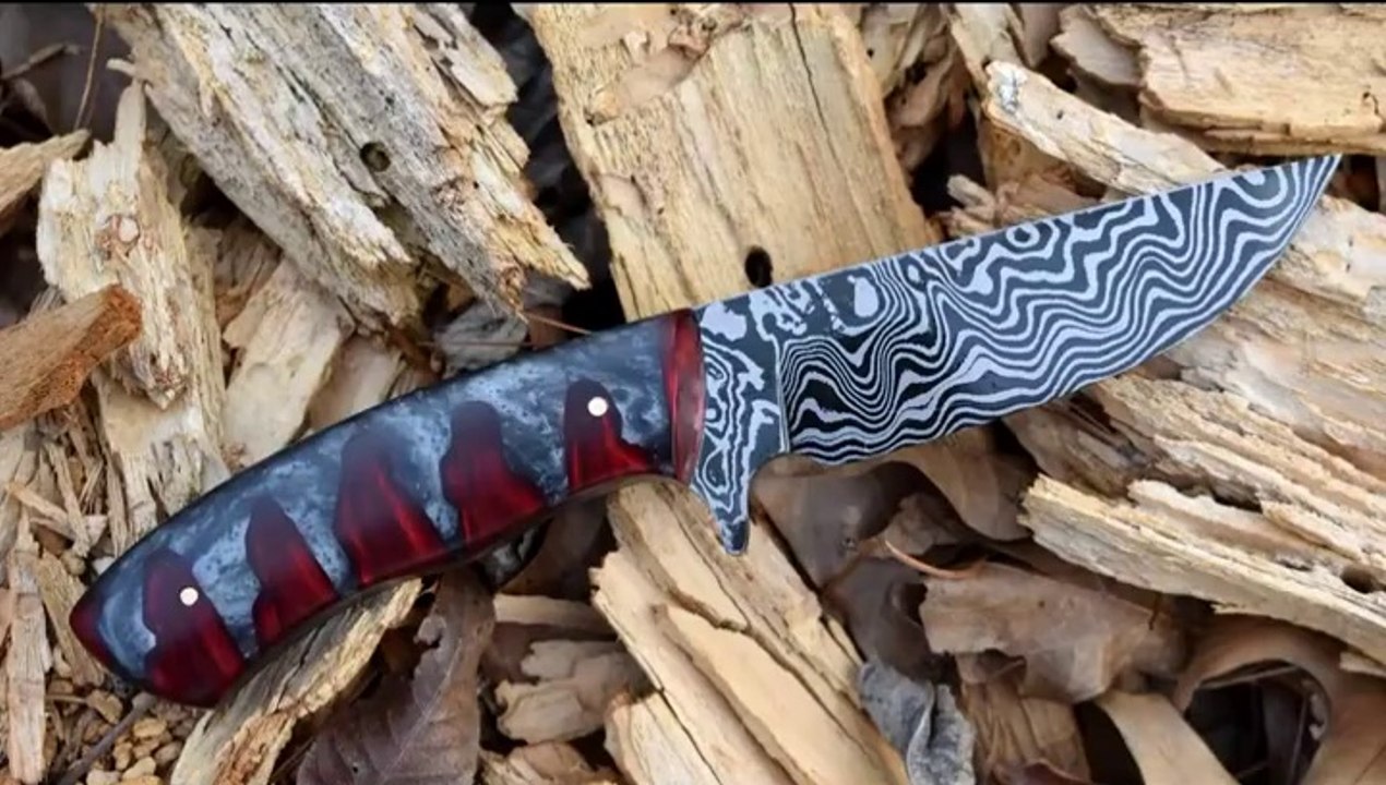 Making a strong and great Damascus knife for camping
